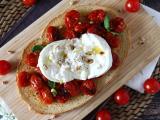 Recette Bruschetta de tomates roties et burrata