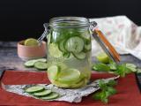 Recette Eau aromatisée maison au concombre, citron vert, menthe et gingembre