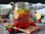 Recette Eau aromatisée maison au citron, basilic et framboise