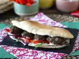 Recette Sandwichs turques aux boulettes de köfte dans du pain à kebab