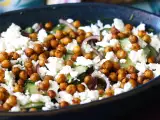 Recette Salade de concombre, pois chiches rôtis, avocat et feta
