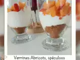 Recette Abricots en verrines blanches sur lit de spéculoos