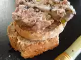 Recette Terrine de lapin aux pistaches et baies de genièvre
