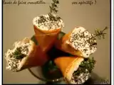 Recette Petits cornets croustillants farcis au saumon et chèvre au miel citronnée !