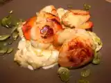 Recette Noix saint jacques poêlées sur lit de crème de poireaux et fèves