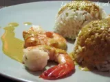 Recette Des crevettes avec une sauce curry, petit ballotin de riz