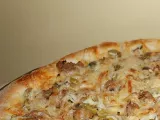 Recette Pizza à la saucisse et olives vertes