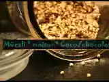 Recette Flocons d'avoine, billes de quinoa soufflées, noix de coco et chocolat