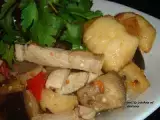 Recette Aubergines, porc, boules de tofu frites, tamarin (canh cà bung)
