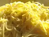 Recette Un rayon de soleil : pâtes au citron de menton, ail, huile d'olive et parmesan