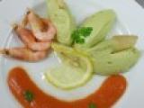 Recette Mousse d?avocat crevettes et coulis de tomates