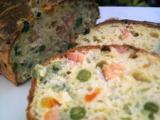 Recette Cake au saumon et petits pois/carottes