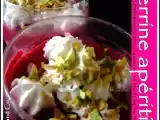 Recette Verrines apéritives 2 - betterave, pomme, saumon et chantilly au roquefort