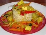 Recette Wok de legumes et tofu au curry sur lit de riz complet