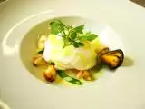 Recette Oeuf poché en marinière de moules aux petits légumes et curry...