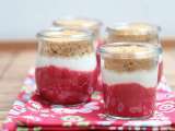 Recette Petits desserts au yaourt, coulis de fruits et spéculoos