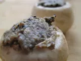 Recette Brochettes à la provencale, boulettes de viande et champignons farcis