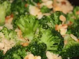 Recette Semoule complète aux brocolis et aux amandes grillées