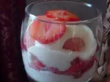Recette Nuage de tiramisu aux fraises et biscuits roses