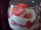 Recette Nuage de tiramisu aux fraises et biscuits roses