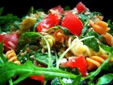 Recette Salade de pâtes, feta, thon, tomates & roquette