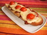 Recette Croque-baguette salami, mozzarella & tomates cerise