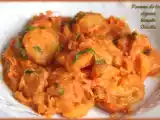 Recette Poêlée fondante de pommes de terre, tomates, oignon et basilic frais.