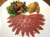 Recette Carpaccio de canard au piment d'espelette et pommes sautées...