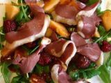 Recette Petite salade melon, framboise et magret de canard seché