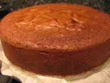 Recette Gâteau à la poire pochée au muscat et aux amandes