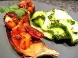 Recette Aubergine gratinée farcie à la courge, féta et noix, et sa petite salade