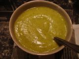 Recette Green day : la soupe brocolis-curry