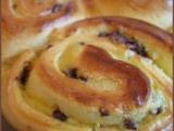 Recette Brioche crème pâtissière vanille et pépites de chocolat paliné