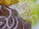 Recette Foie de broutard aux oignons rouge et ananas grillé