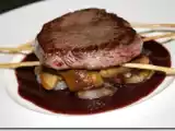 Recette Pavé de biche et sa sauce cacao, poêlée de topinambour aux cèpes