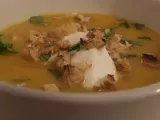 Recette Soupe de potiron, quenelle de crème, noix et coriandre