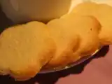 Recette Petits sablés à la fleur de sel et au sucre à la violette
