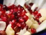 Recette Salade aux endives, grenade, cranberries, noisettes et comté