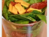 Recette Salade de pousse d'épinards aux tomates séchées et mimolette