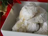 Recette Kourabiethes ou biscuits grecs aux amandes et à la fleur d'oranger, sans gluten