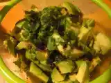 Recette Salade mangue avocat crabe, sauce citronée au persil, piment d'espelette
