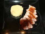 Recette Magret de canard aux agrumes et son ecrase de pommes de terre a l'huile de truffe blanche