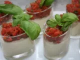 Recette Panna cotta aux asperges et sa gelée de tomates au basilic