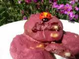 Recette Cookies roses aux framboises, amandes et chocolat blanc