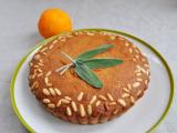 Recette Gâteau à l'huile d'olive, raisins secs, pignons, orange et sauge