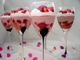 Recette Trifle de fraises à la rose et au chocolat blanc