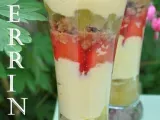Recette Verrine printanière rhubarbe-fraise au crumble de noisettes