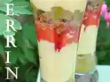 Recette Verrine printanière rhubarbe-fraise au crumble de noisettes