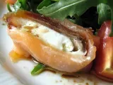 Recette L'idée du week-end : salade de dattes au saumon fumé et au chèvre frais
