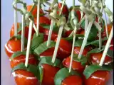 Recette Tomate cocktail farcie au fromage ail et fines herbes